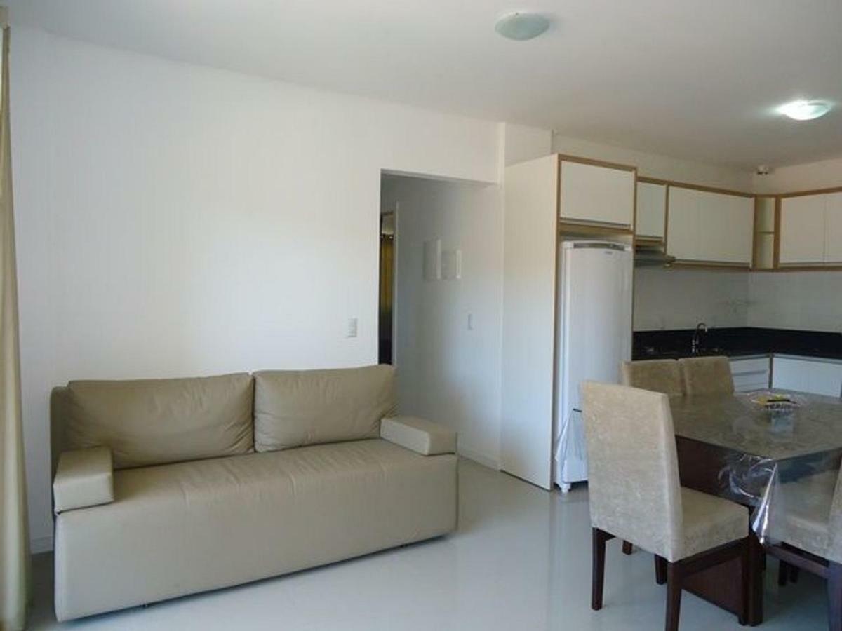 Res. Antonio Pinheiro. Apartamento Com 2 Dormitorios. 邦比尼亚斯 外观 照片