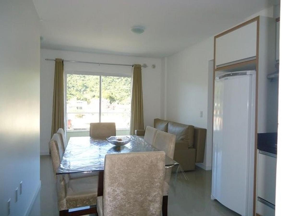 Res. Antonio Pinheiro. Apartamento Com 2 Dormitorios. 邦比尼亚斯 外观 照片